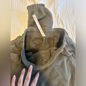 Lululemon Relaxed High-Rise Joggers